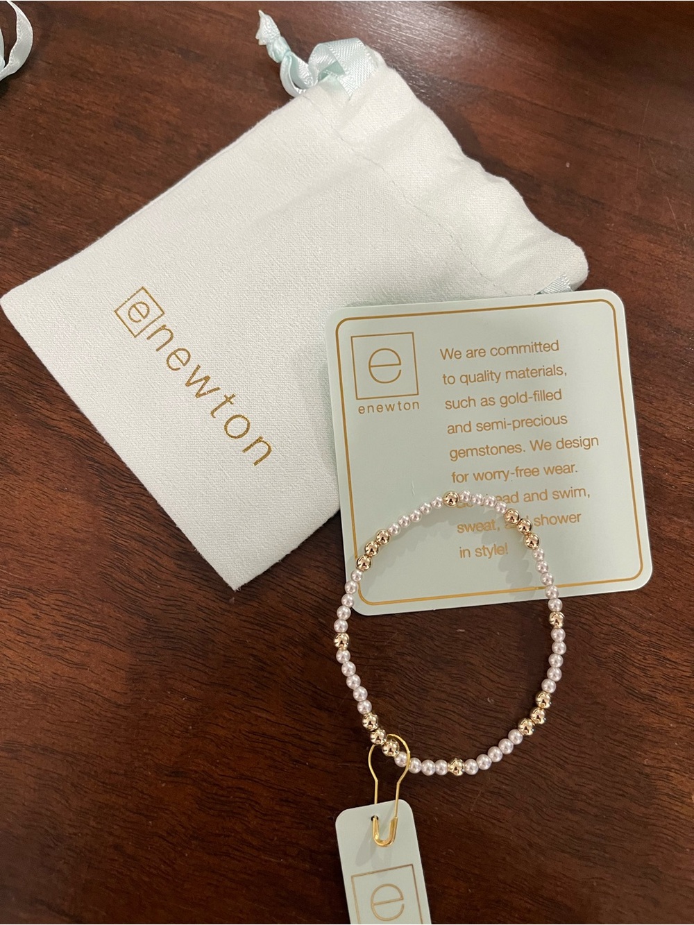 E newton Pearl & Gold Beaded Stretch Bracelet